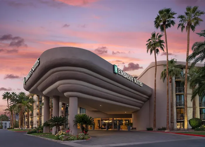 Embassy Suites By Hilton Phoenix Biltmore